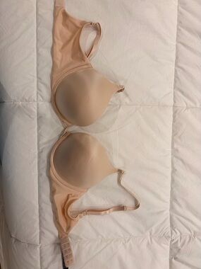 NWOT Victoria's Secret Bombshell Plunge Push-up Bra